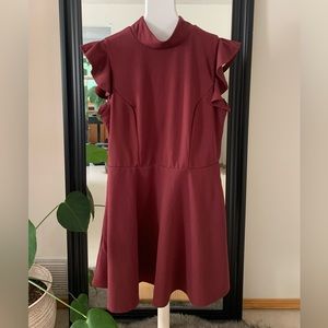 FRANCESCA’S Mi Ami Short Ruffle Sleeve Dress